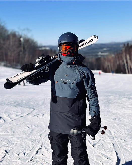 Customer @achcan in Doom Snowboard Jacket Men Metal Blue/Black