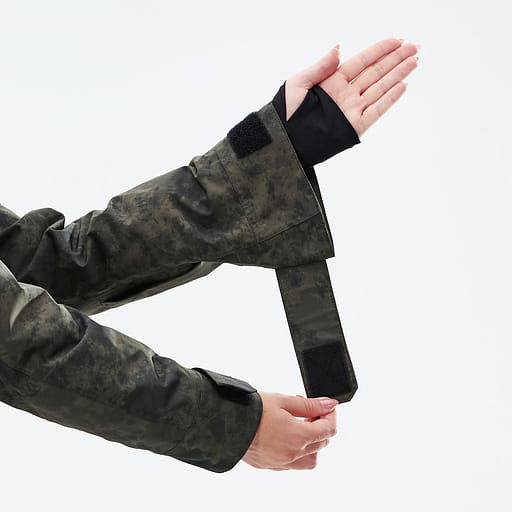 Zapięcia rękawów w stylu oversize