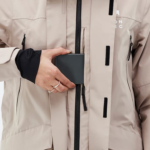 Media Pocket, Image 1 of 2
