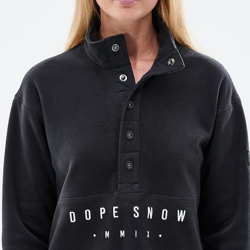 Half-Button Collar