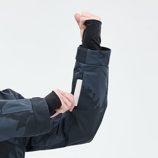 Lift Pass Pocket
