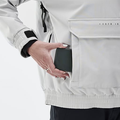 Media Pocket, Image 1 of 2