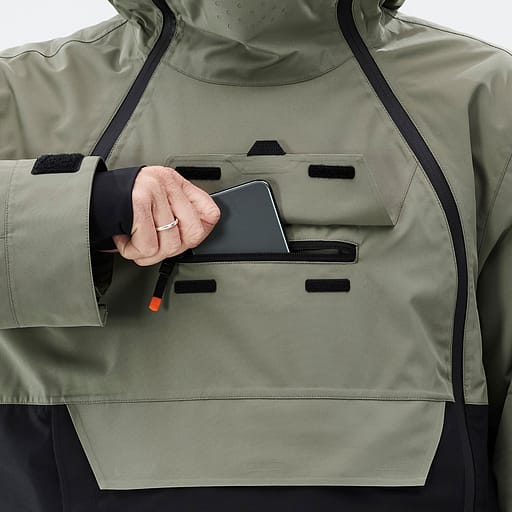 Media Pocket, Image 1 of 2