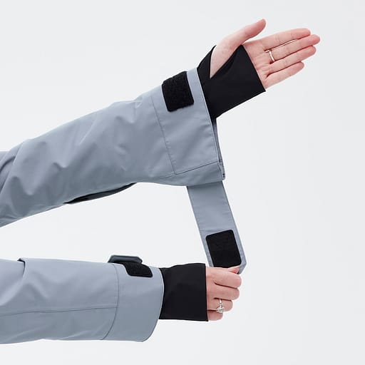 Oversized Sleeve Openings