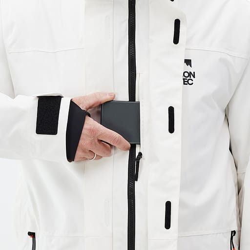 Media Pocket, Image 1 of 2