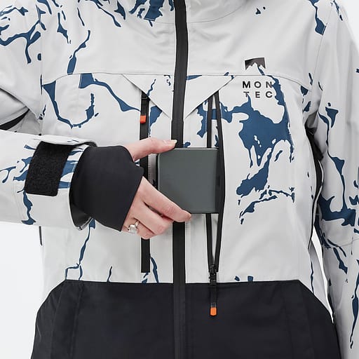 Media Pocket, Image 1 of 2