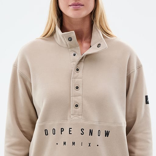 Half-Button Collar