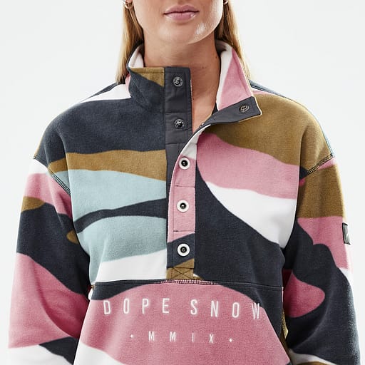 Half-Button Collar