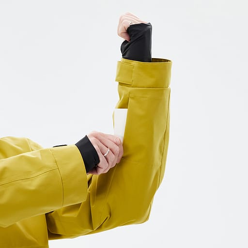 Lift Pass Pocket
