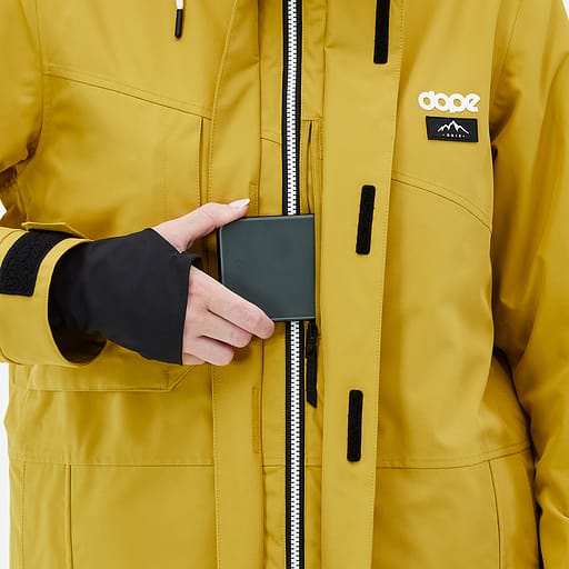 Media Pocket, Image 1 of 2