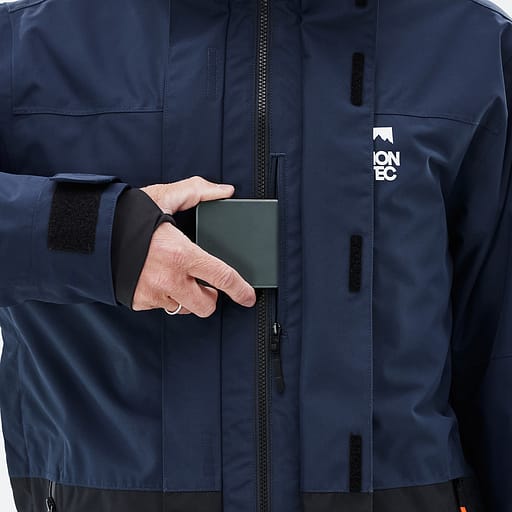 Media Pocket, Image 1 of 2