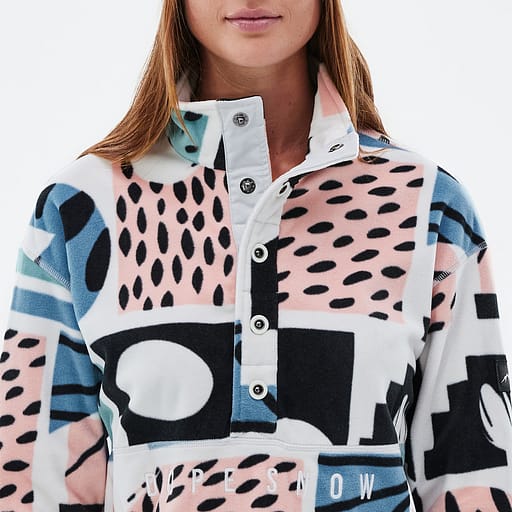 Half-Button Collar