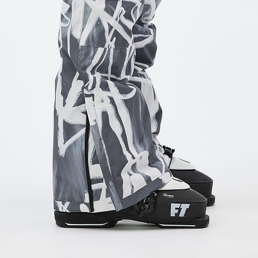 Zippered Gusseted Hems