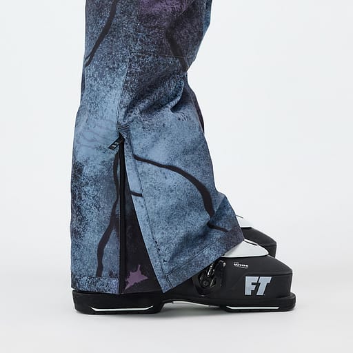 Zippered Gusseted Hems