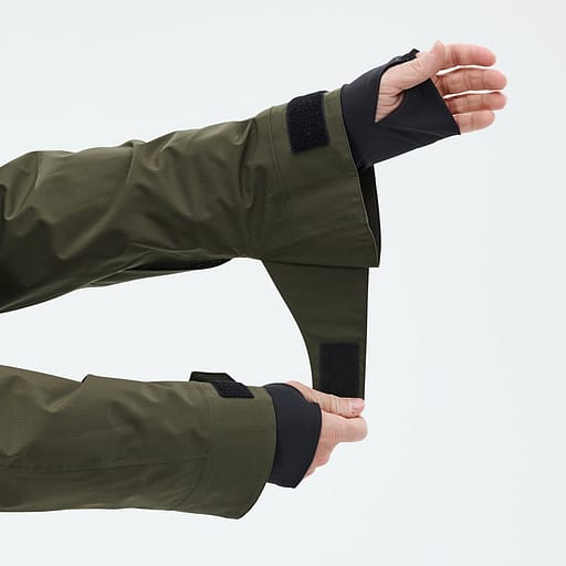Zapięcia rękawów w stylu oversize