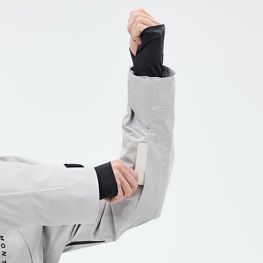 Lift Pass Pocket