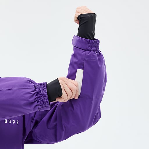 Lift Pass Pocket